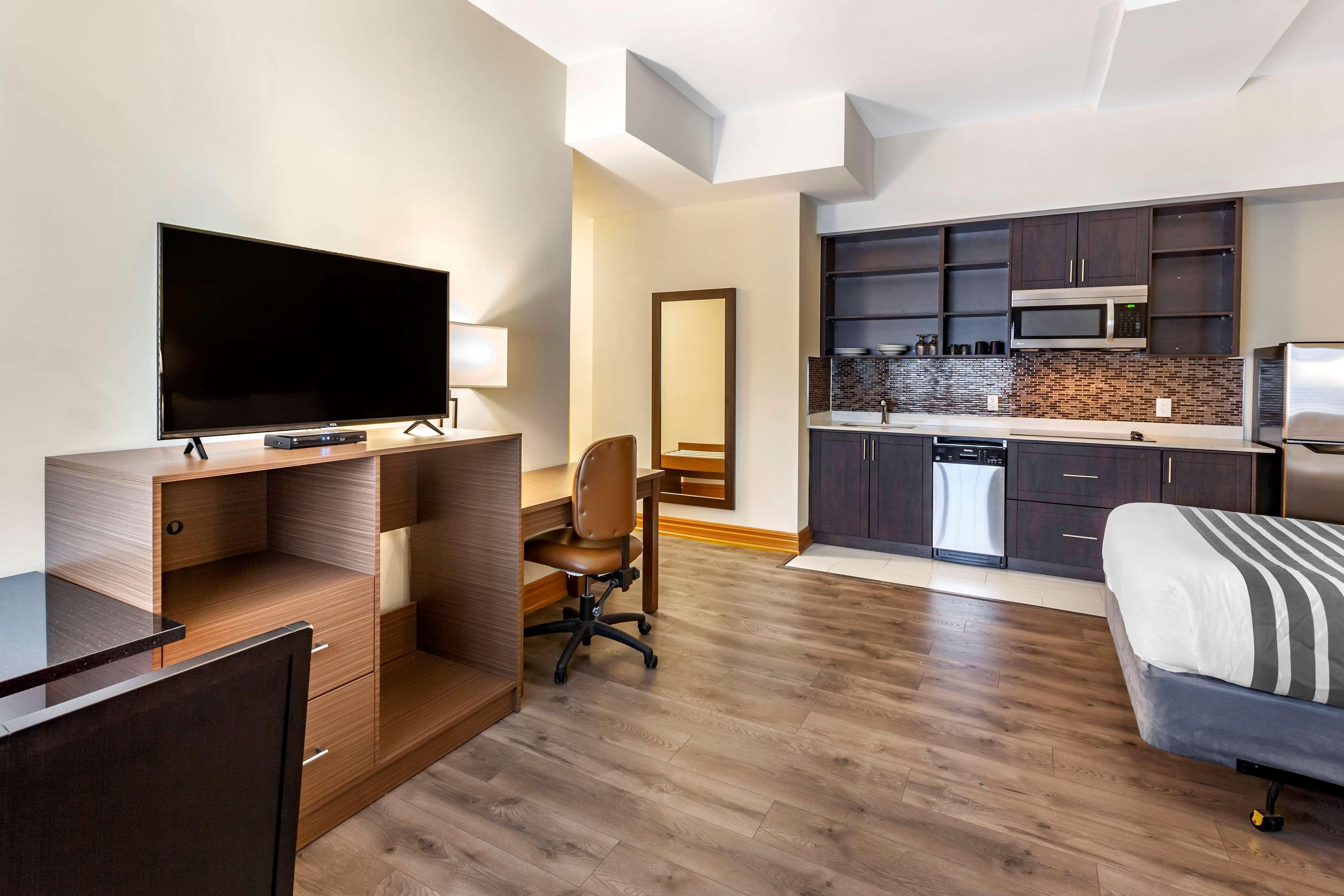 Surestay Plus Hotel By Best Western Kincardine Exterior foto